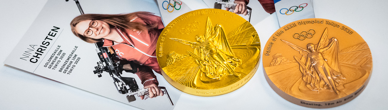 CHRISTEN Nina Olympia 1.OS Gold 2020 Foto signiert Schießen SUI 
